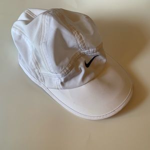 Women’s athletic Nike hat